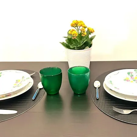 Espacio Serrart 325 Apartmán Ivrea